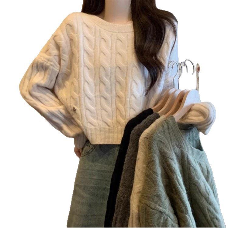 2026 Autumn/Winter Women's Round Neck Cable Knit Fluffy Sweater Coat