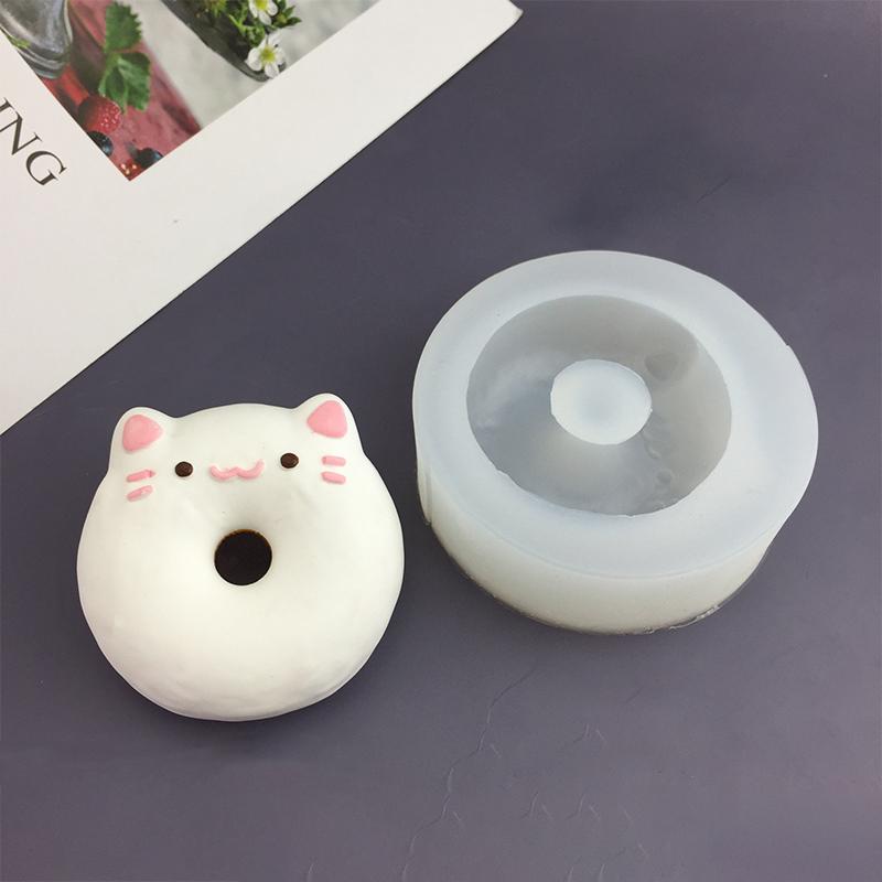 Cartoon Tier Hase Kätzchen Silikonform zum Backen Eierbissen Muffinblech Schokoladenkuchen Pie Backwerkzeuge Kerzenformen