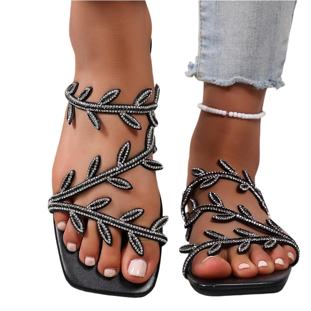 Summer women's square headed rhinestone flat bottomed beach slippers