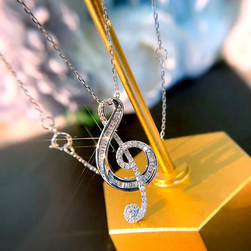 Ladies  Symbol Pendant Necklace Collarbone Chain, Embellished with Synthetic Zircon, Music Jewelry, Elegant Collarbone Chain, Holiday Gift Giving
