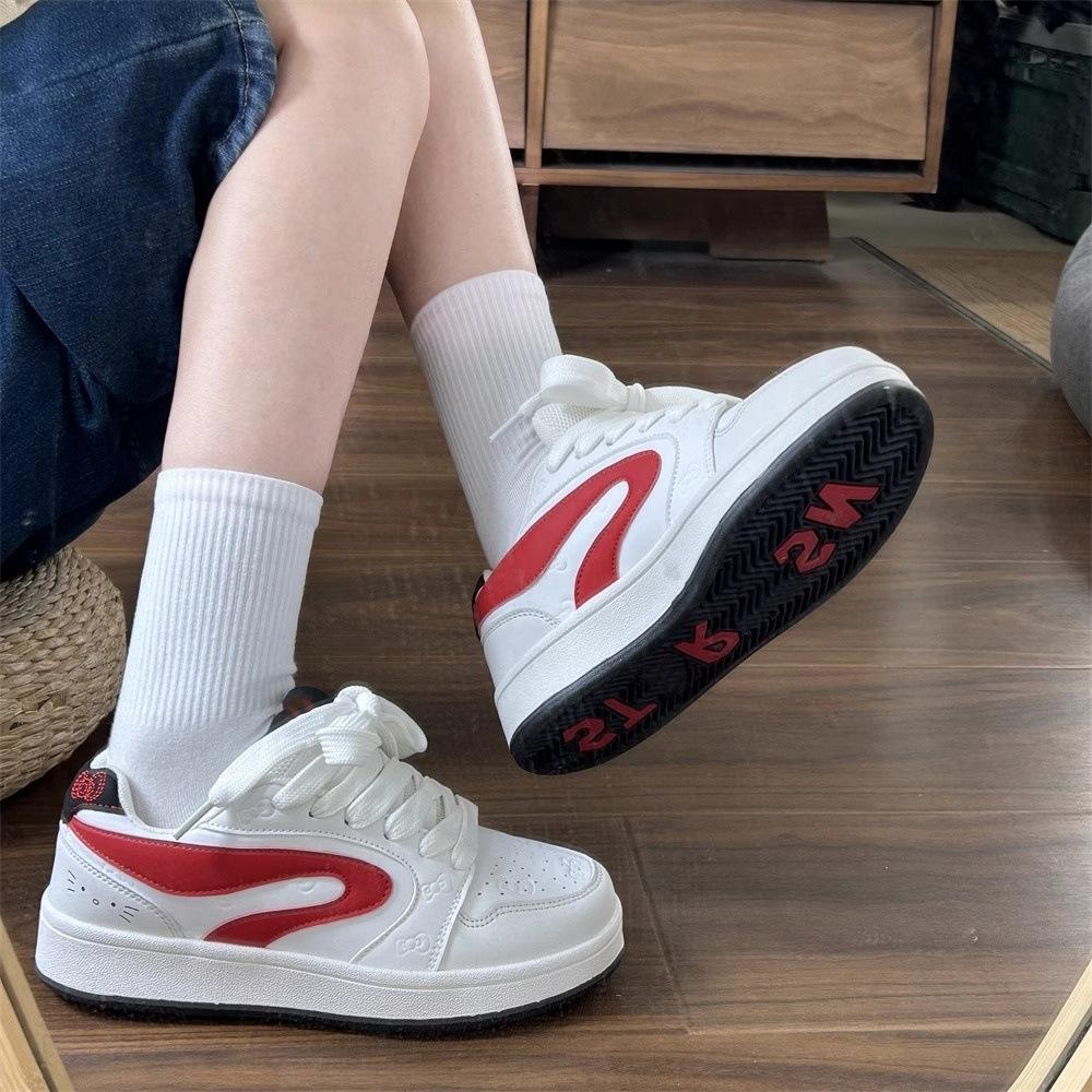 White and red color matching letter bread shoes women's spring new versatile sports and leisure board shoes