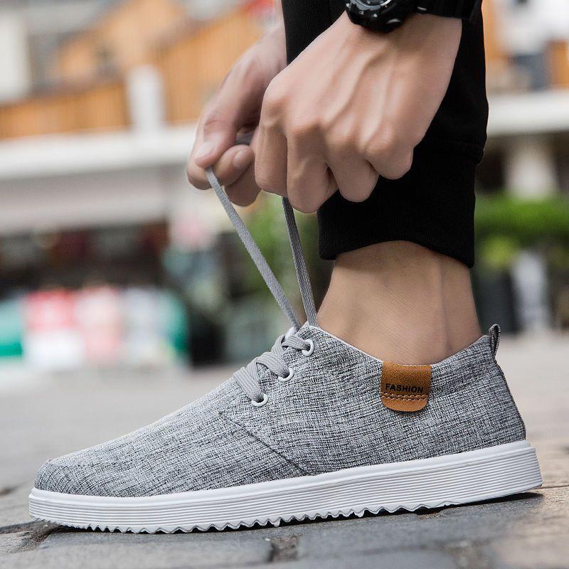 Fashion Men's Casual Shoes Canvas Young Students Solid Color Sneakers Breathable Adults High Quality Fashion Classic Original Male Shoe