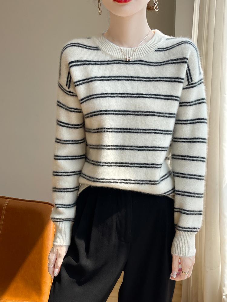 Women's Striped Pure Wool Round Neck Sweater, Autumn/Winter Collection, Seven-Gauge, Loose Fit, Thick Knitted Long Sleeve Pullover.