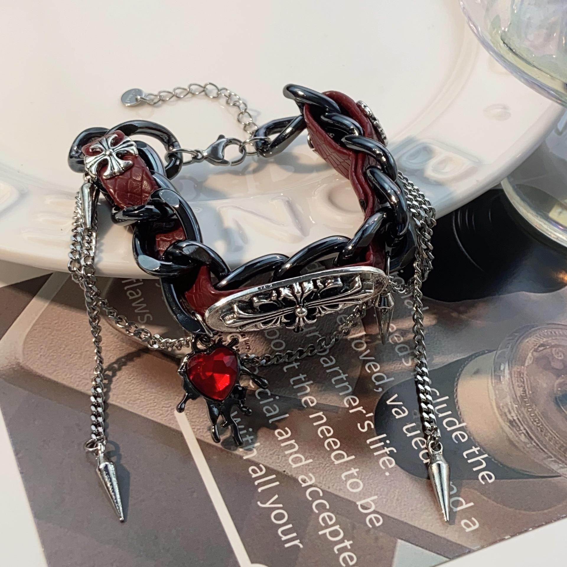 

Женские браслеты для модных украшений красный