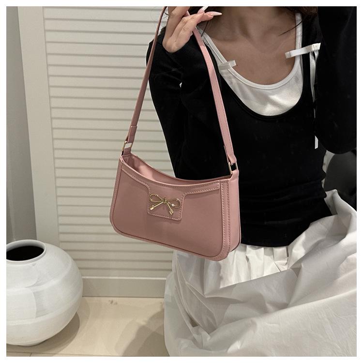 2025 Spring French Niche Retro Hong Kong-Style High-End Texture Women's Versatile Shoulder Bag