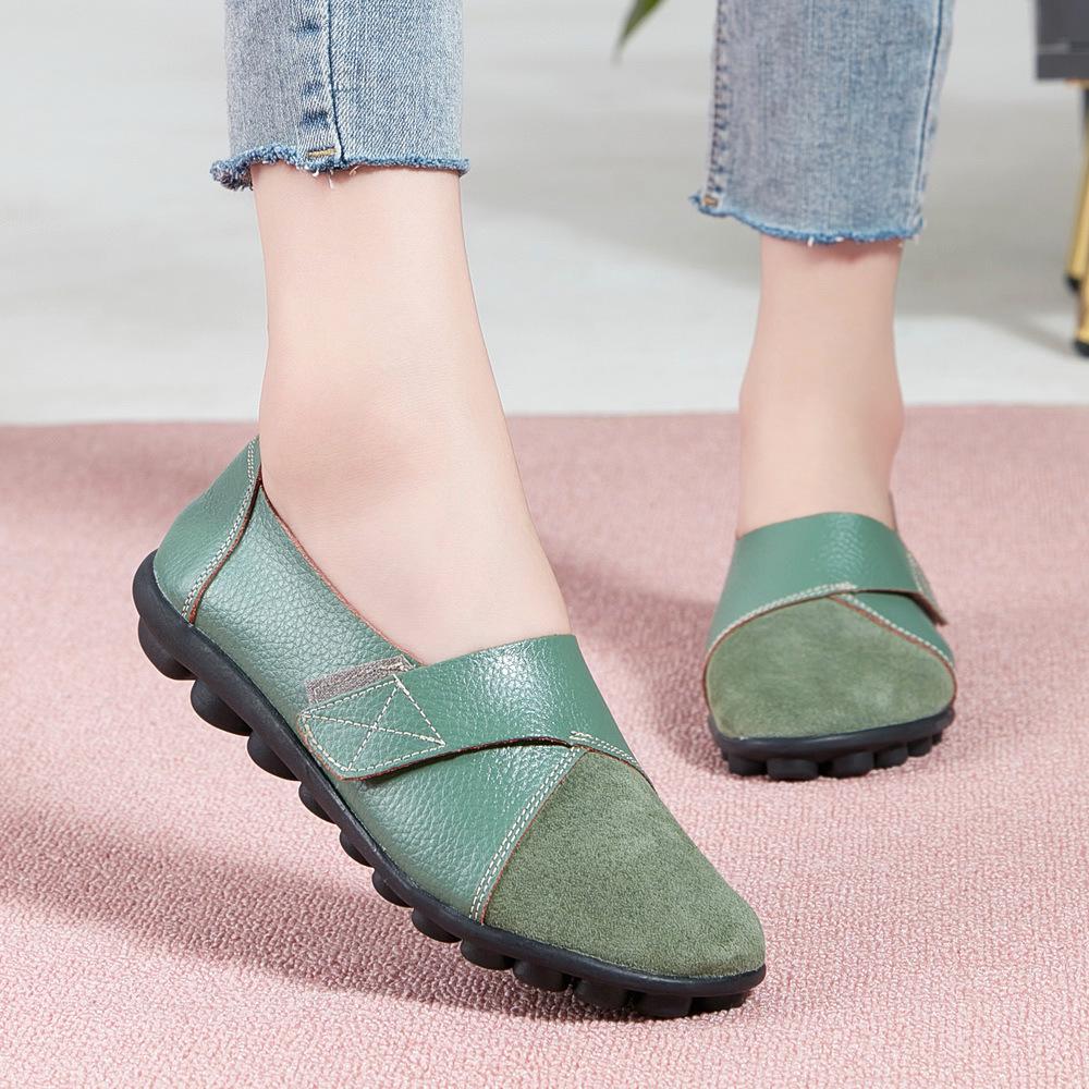 Mocasines de piel de vaca para mujer de talla grande con velcro mágico para otoño e invierno