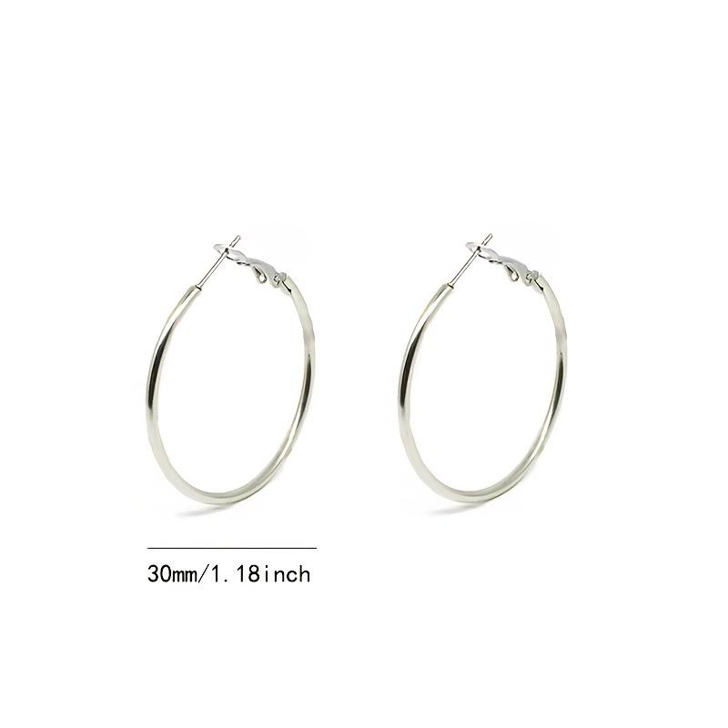 

Elegant Light Luxury Earrings for Women: Exquisite High-End Fashion Accessories