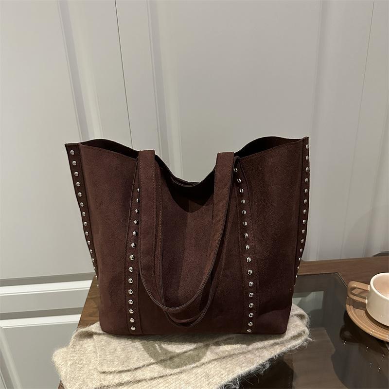 Vintage Rivet Decor Large Capacity Tote Shoulder Crossbody Underarm Handbag