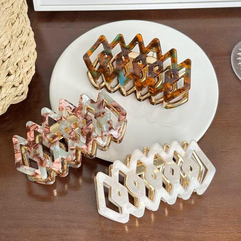 1pc Advanced hollowed out diamond shaped hair clip, simple disc hair clip, alloy shark clip hair accessory