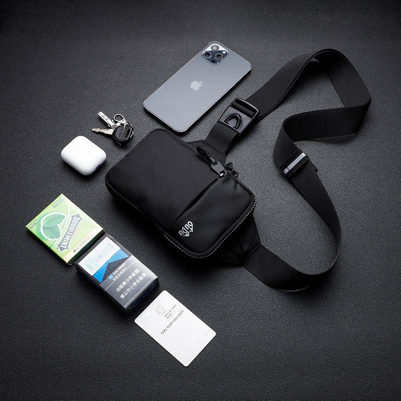 Geestock Chest Bag For Men Nylon Waterproof Mini Sling Messenger Bag Outdoor Sports Fitness Cell Phone Bag Women Waist Bags