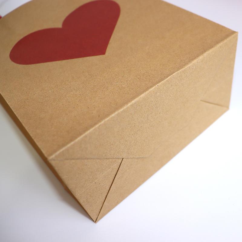 

10Pcs Heart Patterns Kraft Paper Bag With Handle Valentine S Day Gift Packaging Tote Romantic Bags Party Wedding Accessories Zyf 10PCS