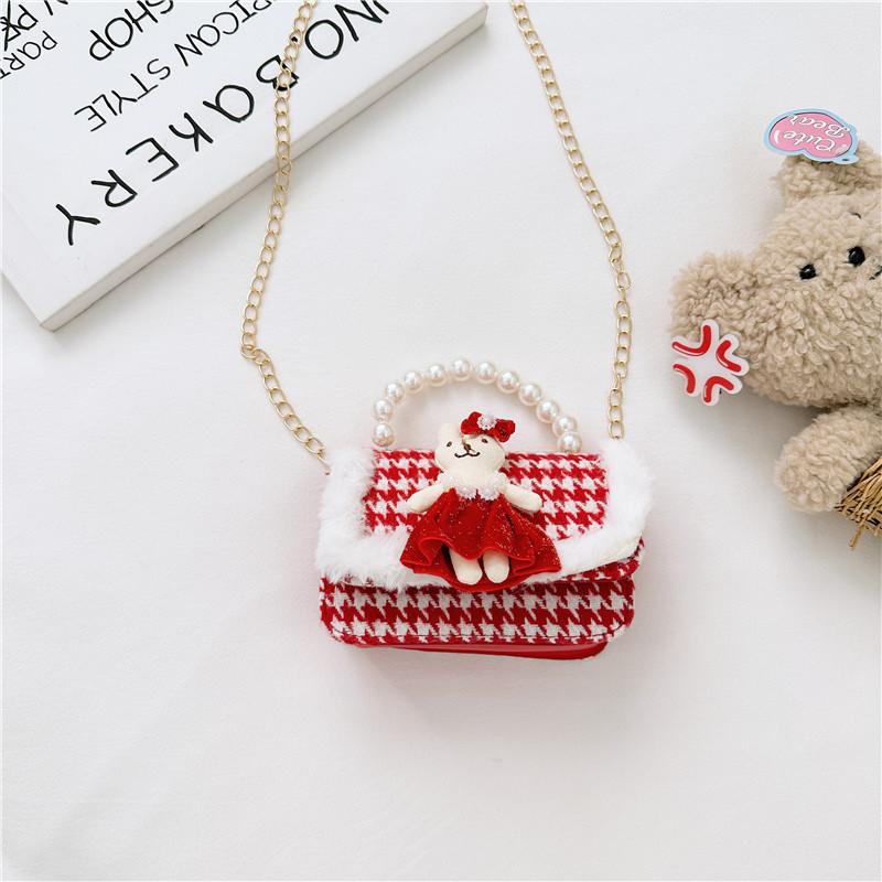 Kids Red Chain Crossbody Bag With Flower And Artificial Pearl Handle Design