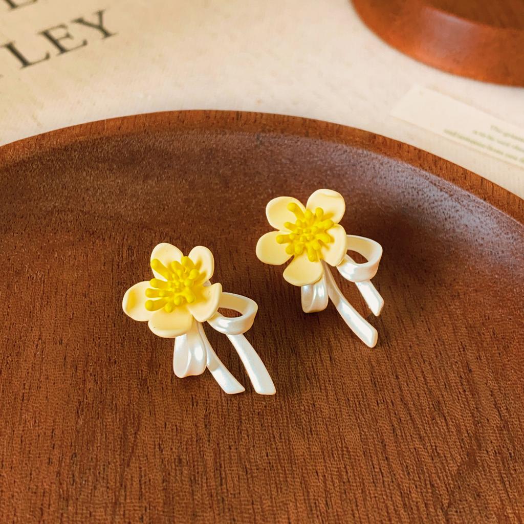 Sweet Cute Yellow Flower Bow Knot Drop Earrings for Women Girl 2026 Vacation Style Fresh Petal Stud Earrings Jewelry Accessories