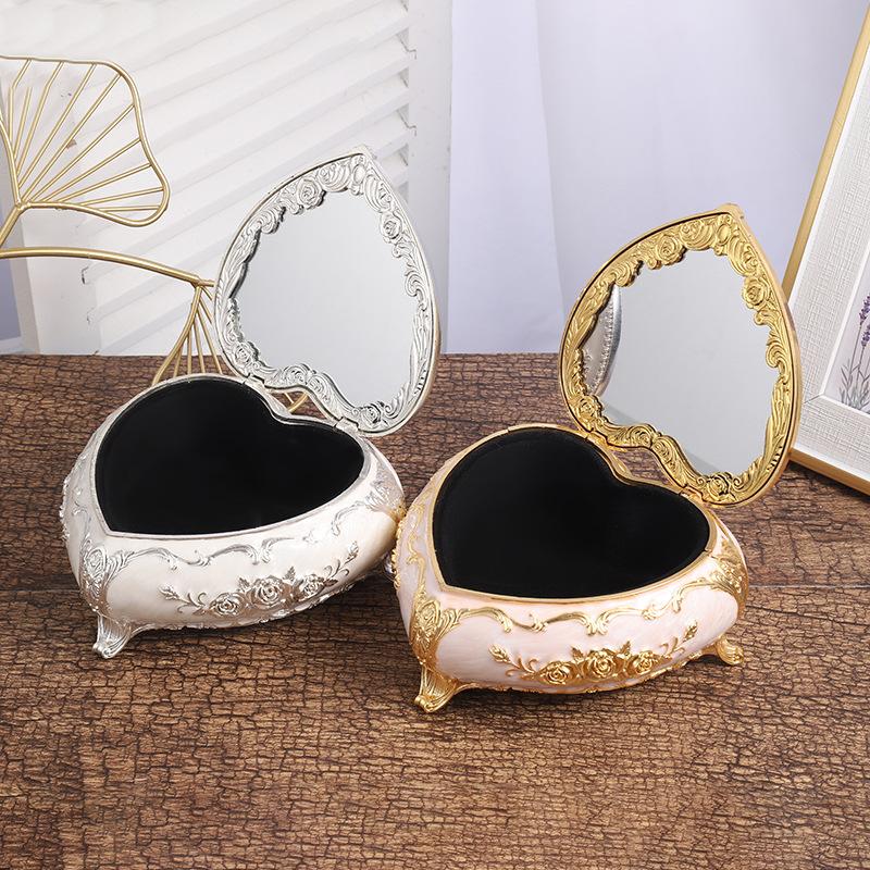 Scatola porta anelli in stile nordico di lusso leggero Scatola portagioie a forma di cuore squisita Stile con coperchio a ribalta con specchio Gioielli Collana