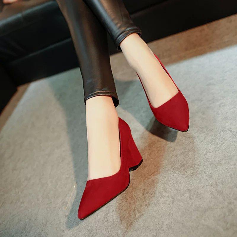 20252019 Spring New Korean Version of High Heels Fashion Thick Heel Single Shoes Pointed Women's Shoes Trendy Wedding Shoes