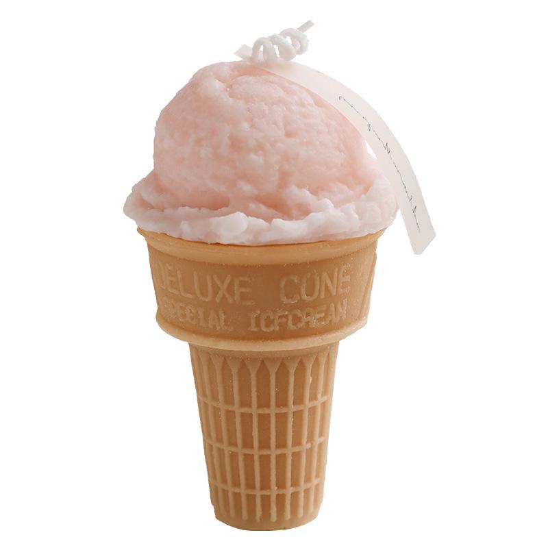 Ice Cream Cone Scented Candle – Handmade Soy Wax Birthday Gift, Fragrant Dessert Ornament