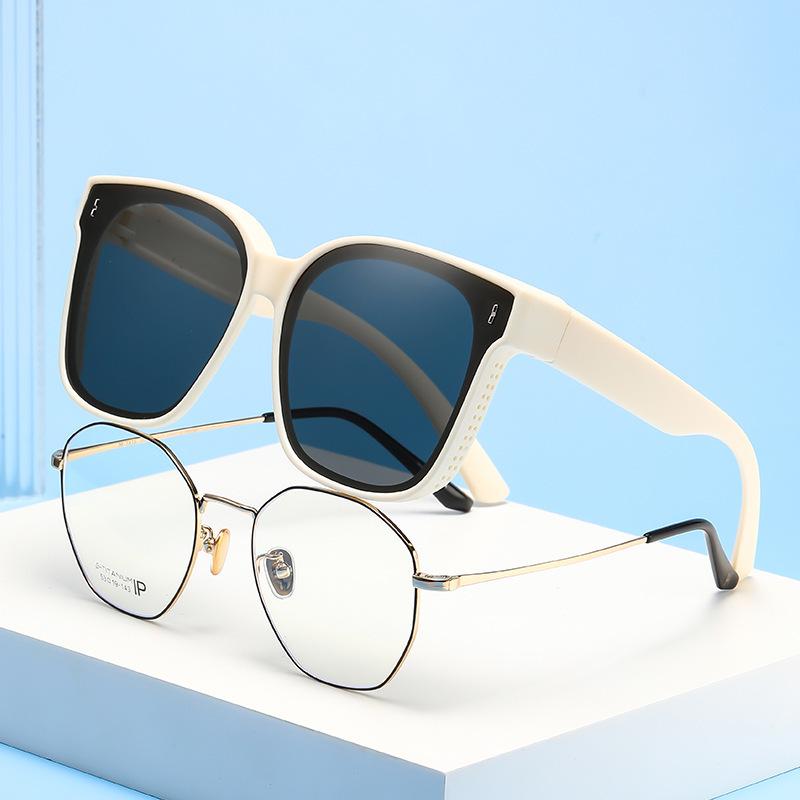 Polarized Clip-On Sunglasses: UV Protection for Myopia, Unisex.