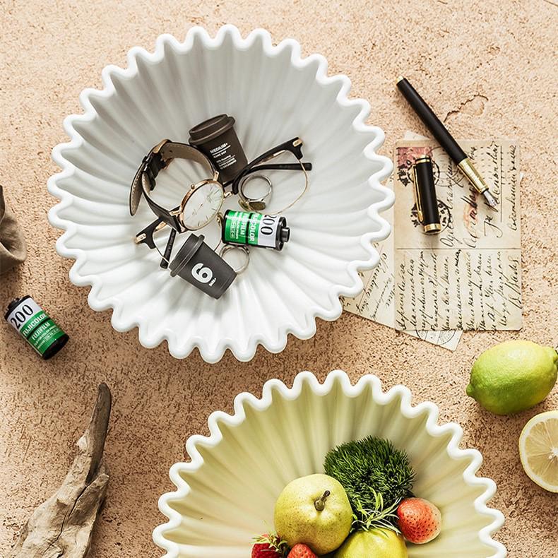 Lotus Leaf Resin Ruffle Bowl - Decorative Home Storage Box