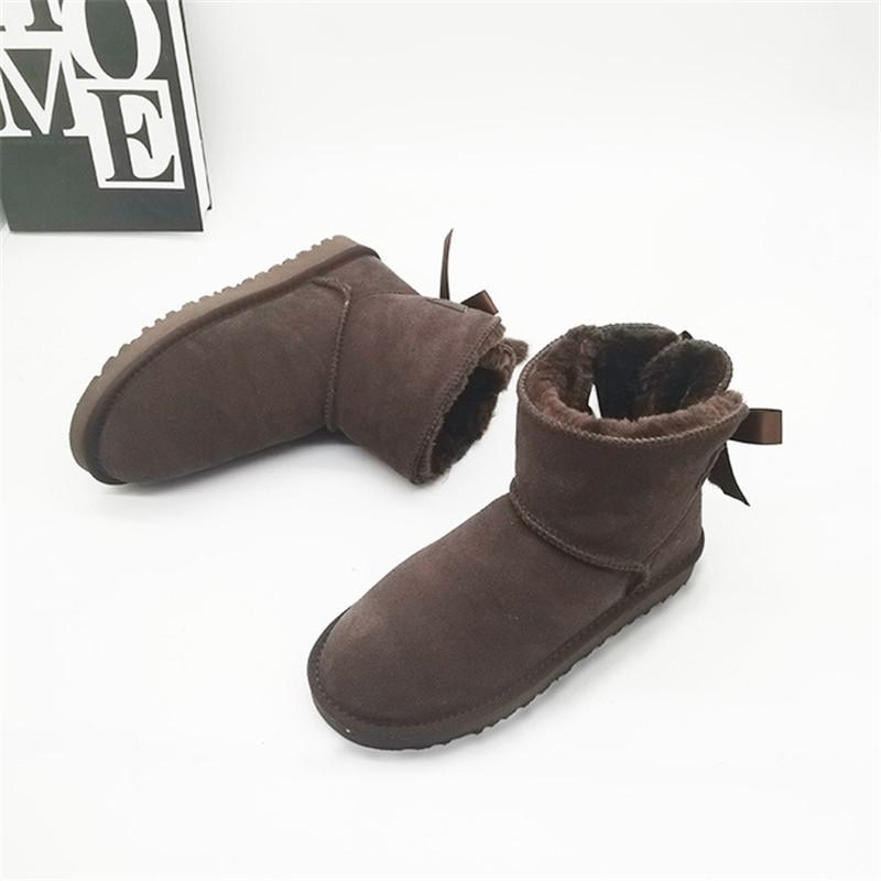 Fashion 2024 Ankle Boots Brand Women Snow Boots Genuine Cowhide Leather Waterproof Winter Boots Warm Thick Plush