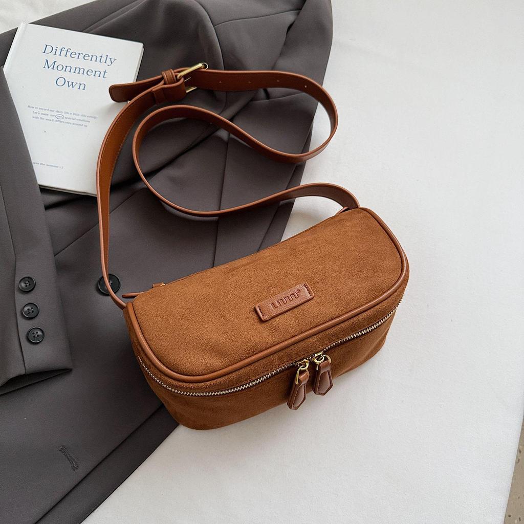 2025 Herbst/Winter Damen Retro Wildleder Umhängetasche - Vielseitige, modische Schultertasche für Freizeit und Pendlergebrauch