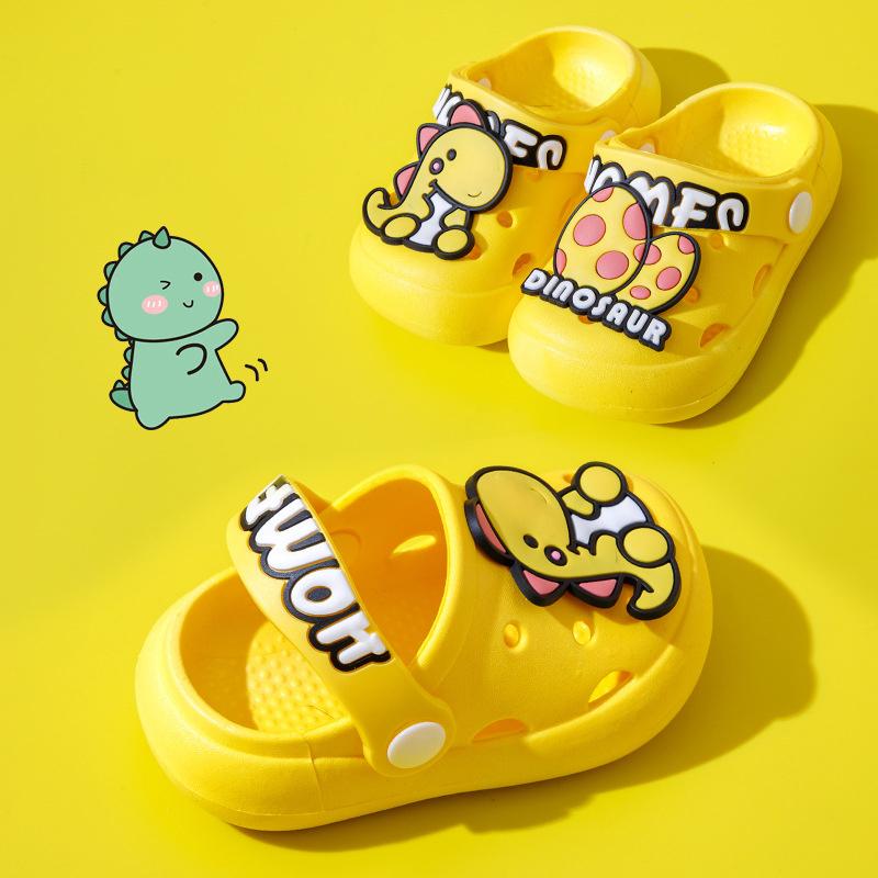 Léto Nové Dětské studené pantofle Vnitřní protiskluzové a měkké dno Pohodlné Roztomilé dětské dírkové boty, domácí pantofle pro chlapce a dívky