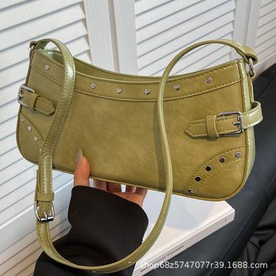Premium Rivet Underarm Bag Hong Kong Style Niche Retro Shoulder Bag Ladies Temperament Ladies Fashion Baguette Bag