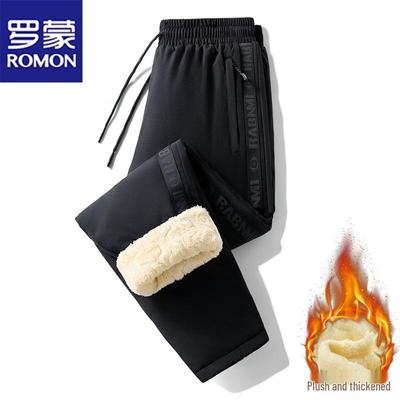 Unterteile – Hosen & Kniehosen