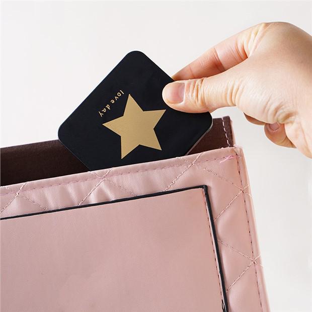 Kompakter Faltbarer Doppelseitiger Mini-Spiegel - Ideal für Make-up und Ankleiden, Stilvoll und Tragbar mit Schickem Design