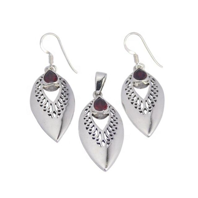 

Набор украшений из драгоценных камней из красного граната из серебра 925 пробы, серебряное серебро, подвеска ручной работы, серьги для женщин и