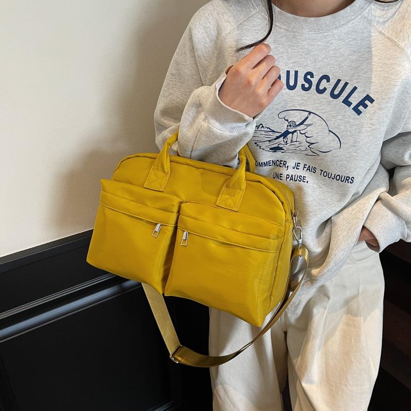 Large-capacity Casual Bag Women's New High-end Shoulder Messenger Handbag Short-distance Travel Bag