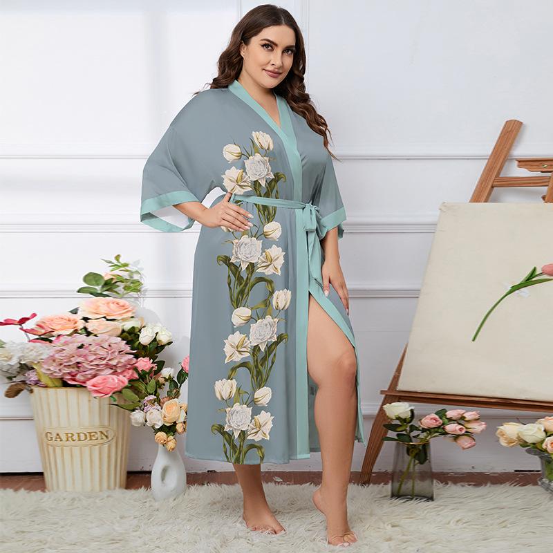 Übergröße Satin Sommer Pyjama & Bademantel Set für Damen - Leichter Luxus Eisseide