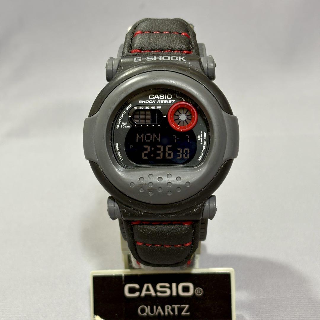 

[USED] CASIO G-SHOCK G-001 Red Eye Jason Gray/Black Fabric Strap Reissue