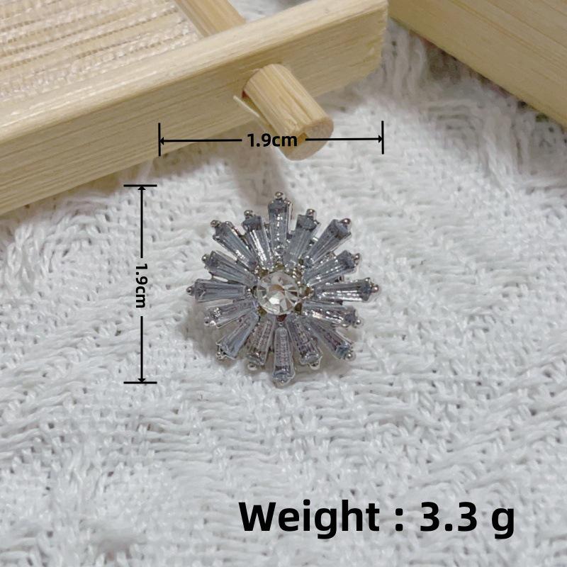 High-End Women's Butterfly Anti-Exposure Fashion Brooch