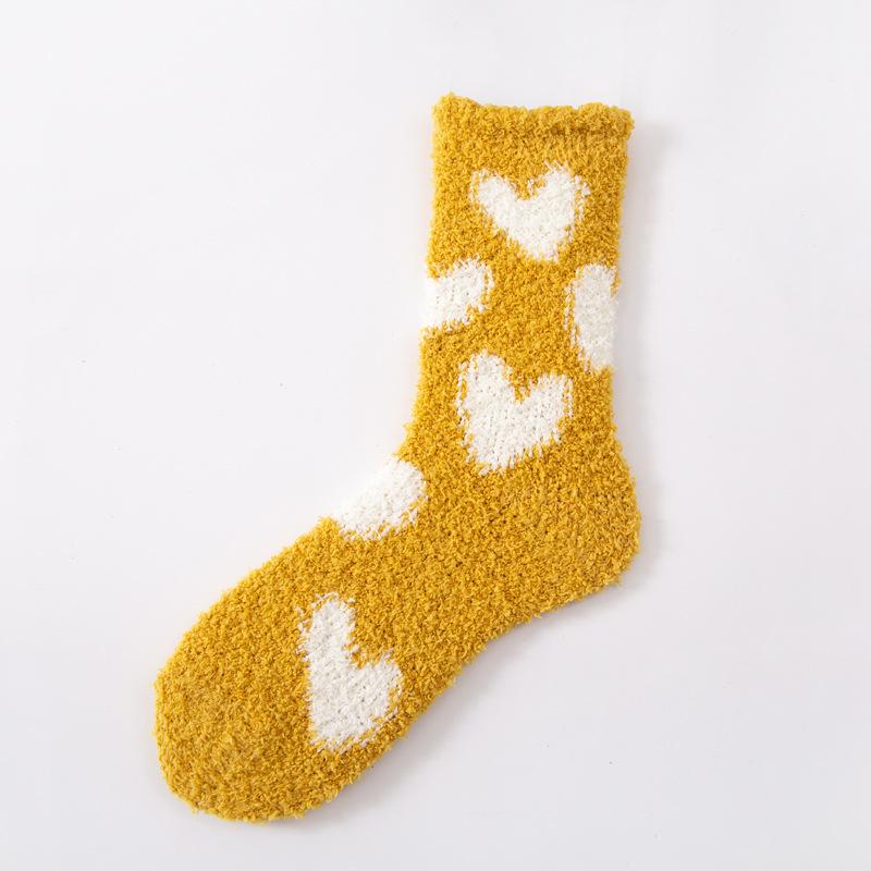 5/10 Pairs Casual Autumn Winter Thickened Socks for Women with Coral Fleece No Shedding Home Warmth Mid Calf Length Simple Heart Shaped Sleep Socks