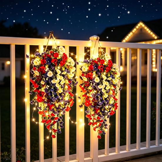 Patriotisk Hængende Kurv, Røde Hvide Blå Kunstige Blomster til Amerikas 250-års Jubilæum, UV-bestandig mod Fading til Udendørs Indendørs Dekoration