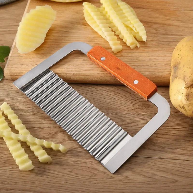 Edelstahl Wellenmesser Spieß Pommes Frites Schneider Kreatives Wellen-Nudelmesser Holzgriff Kartoffelschneider