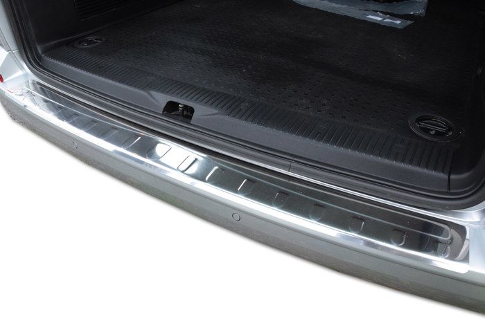 Protection en chrome sur mesure J&J AUTOMOTIVE Pour Volkswagen T6 Transporter depuis 2015