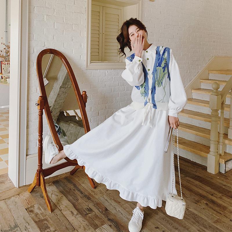 

Женский трикотажный жилет и белое платье-рубашка, костюм-двойка - Коллекция Весна/Осень 2025 Large