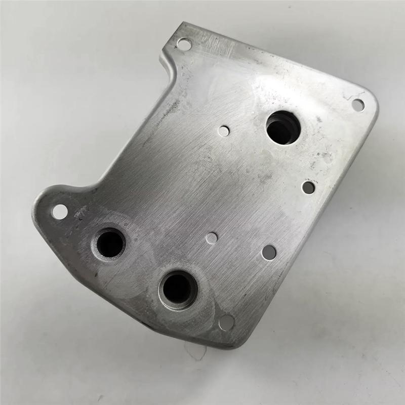 Chladič motorového oleje pro Jeep Cherokee KJ 2006-2007 2.8Crd 68020552AA 6802-0552-AA-A87Q