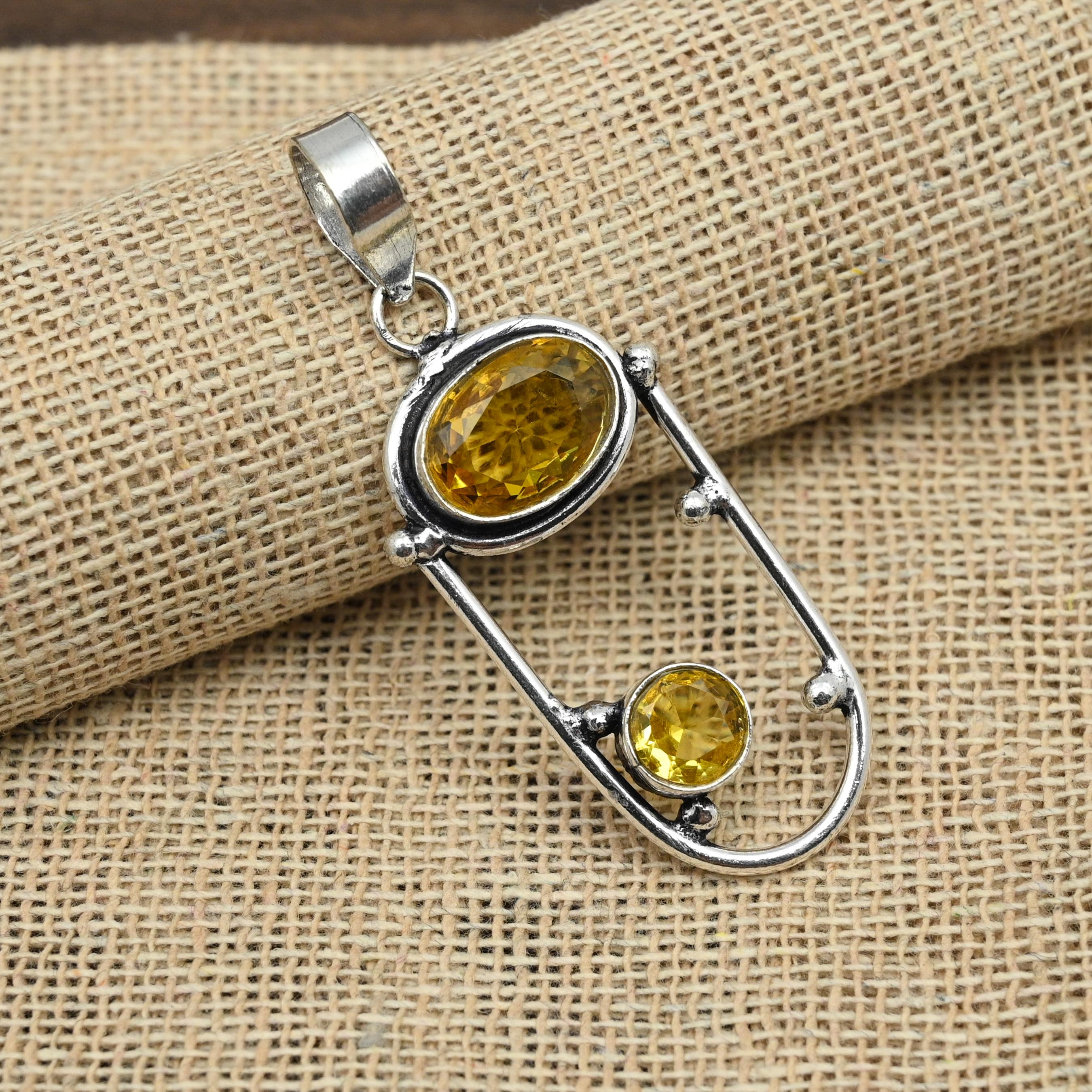 

Драгоценный камень цитрин, стерлинговое серебро 925 пробы, подвеска ручной работы, ювелирные изделия, изысканный подарок для нее 2.16 Inches жёлтый