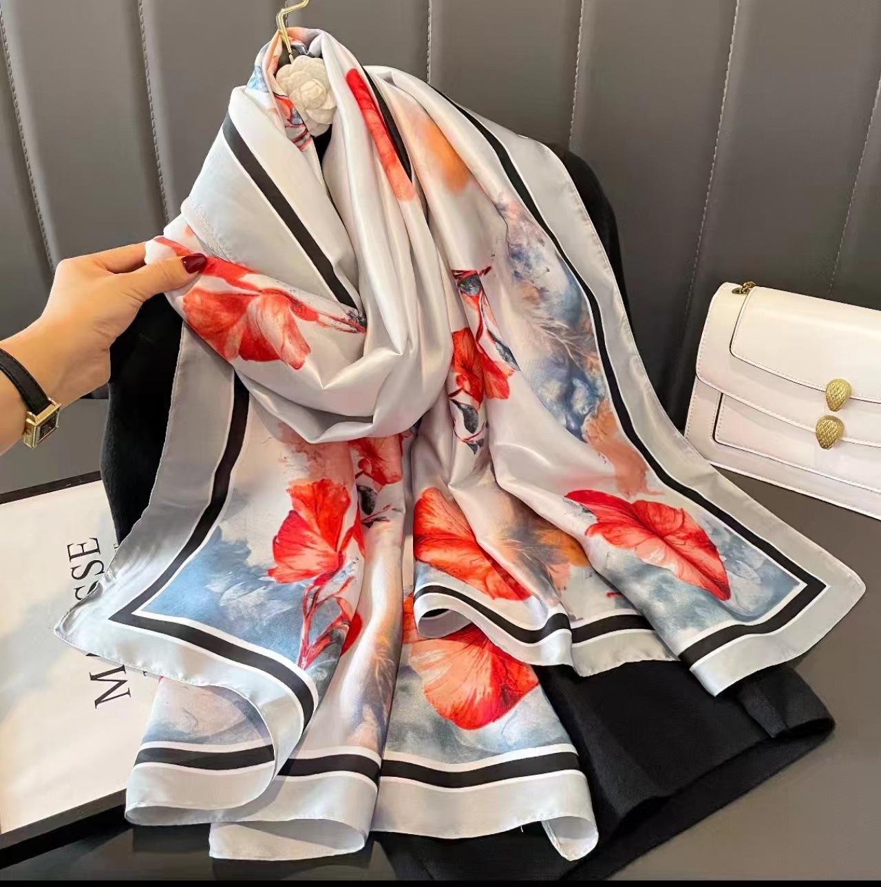 

Летний шелковый шарф Изоляционный тюрбан Ли Цзинь атласный длинный шарф Солнцезащитный шелковый шелковый шарф Шарф из шелка тутового шелкопряда 180*90CM