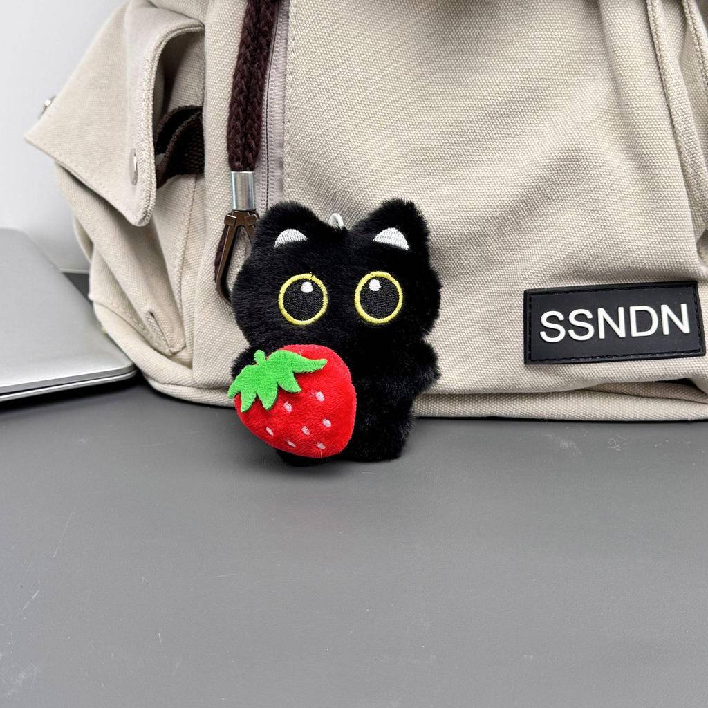 Beliebter schwarzer Katzen-Plüschanhänger mit großen Augen, Flügeln im Punk-Stil und Quietsche-Anhänger für Taschen