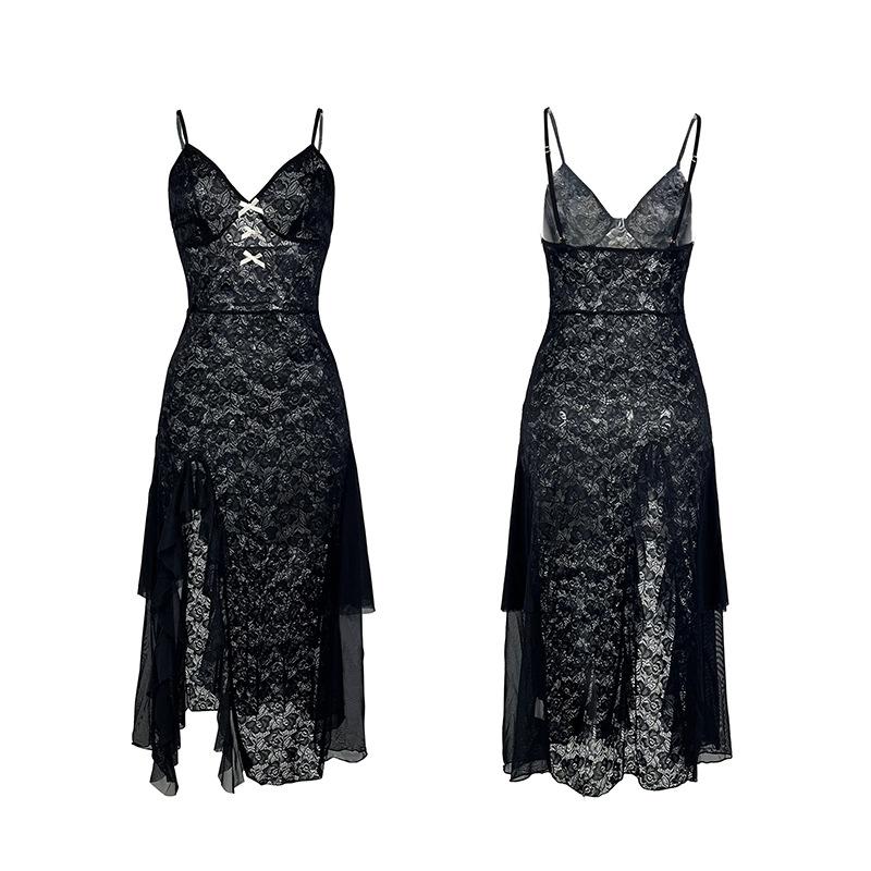 Robe de nuit en dentelle à décolleté plongeant et résille transparente à fente haute irrégulière Lingerie de nuit sexy de luxe pour femme 889 Audacieuse Luxueuse Tenue de nuit Parfaite pour les nuits spéciales