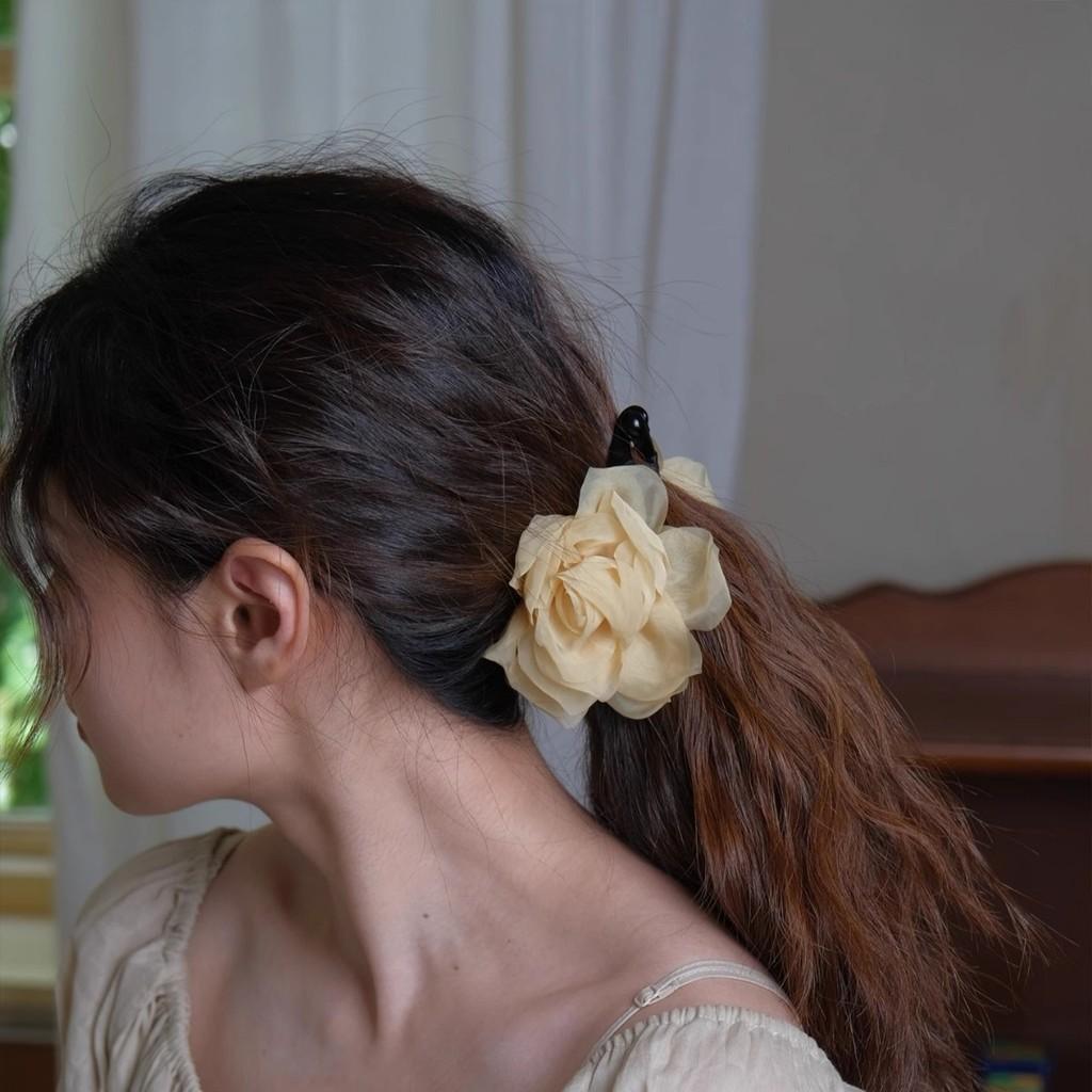 Luofu Flower Dream Hair Claw With Rose Design For Women Summer 2025