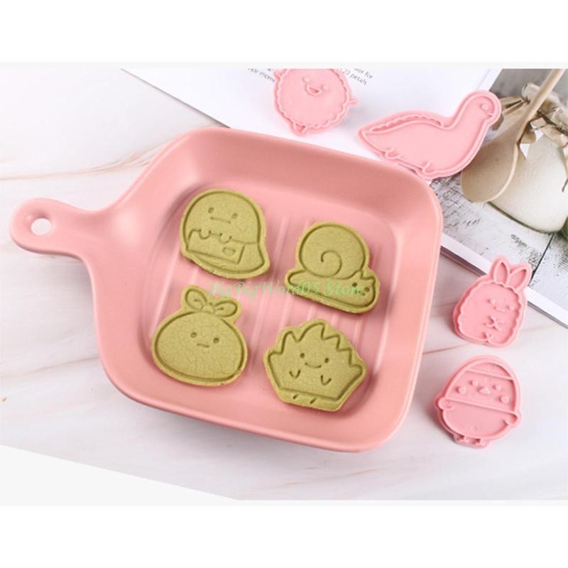 

24TE Delicate Sugarcraft Mould Set of 8 Animals Cookie Cutters Cartoon Plastic Cake Kitchen Baking Accessories CN