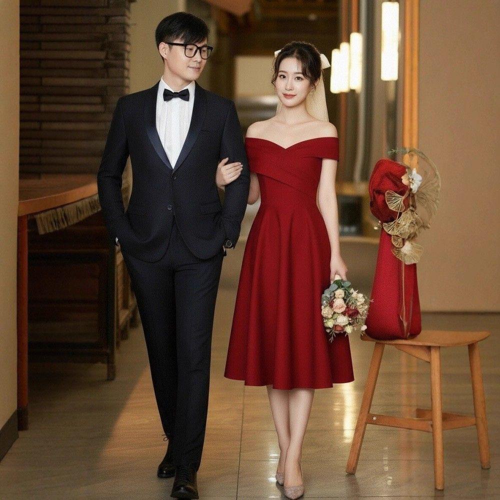 Elegantní bílé večerní šaty na svatby a narozeniny.