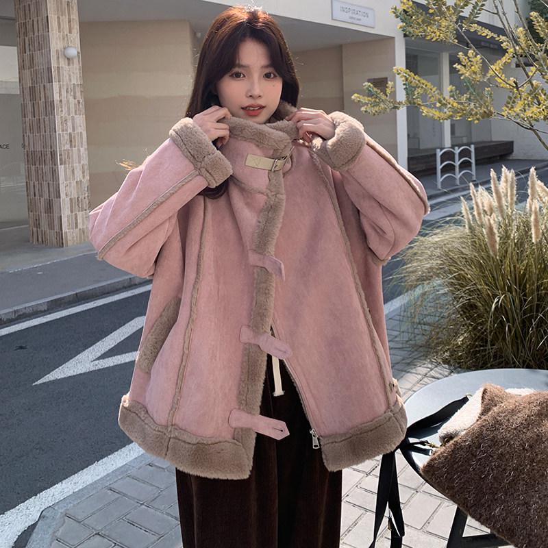 

Замшевое пальто с меховой подкладкой и плотным утеплителем XL розовый