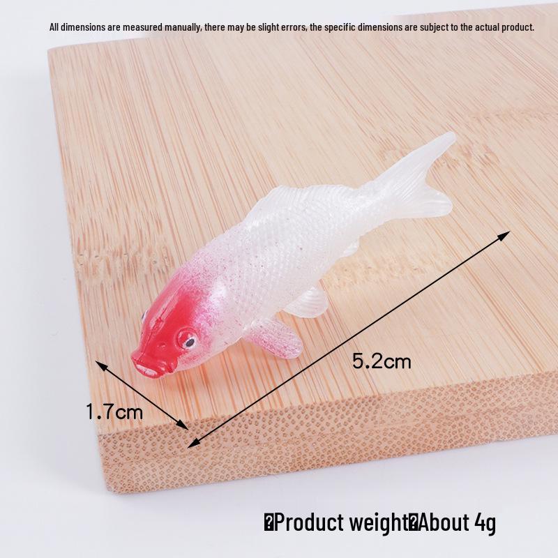 

Goldfish Model PVC Keychain: Decorative Ornamental Fish Pendant for Tanks
