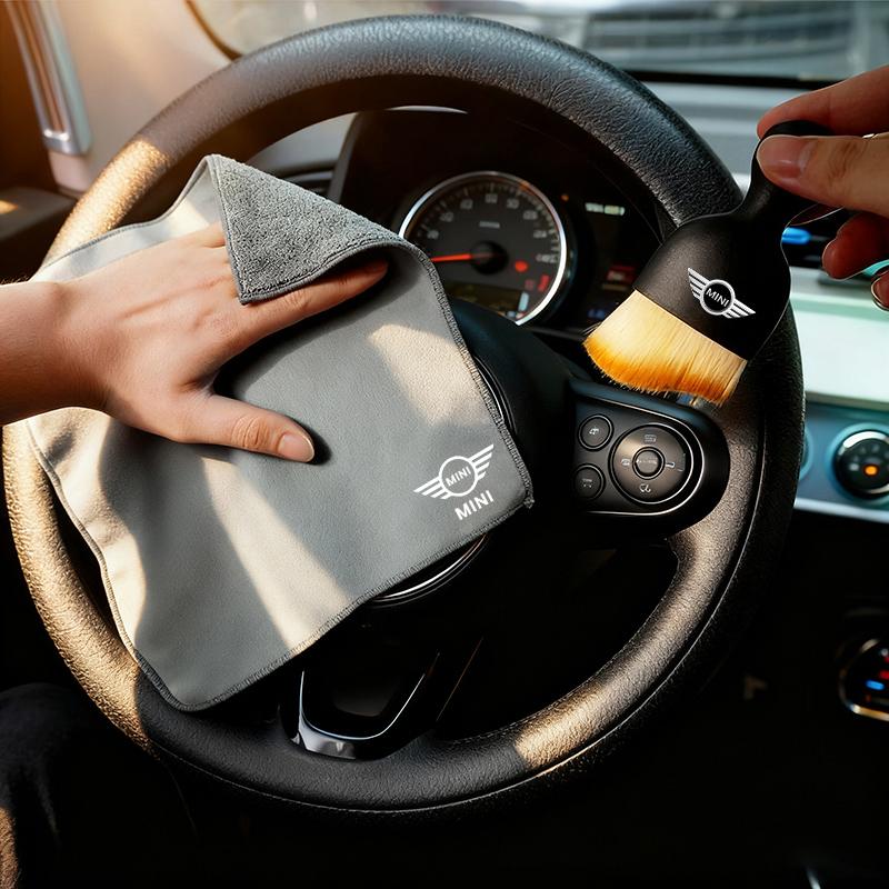 1Pcs Car Interior Cleaning Soft Brush Wash Towel Wipe Dry Cloth For MINI One Cooper JCW Countryman Clubman Cabrio Paceman Coupe
