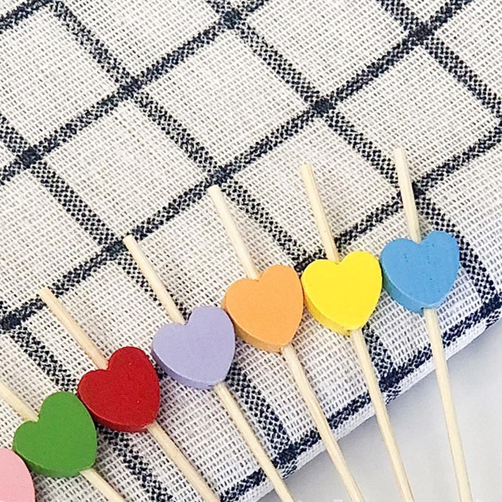 100 Pezzi Spiedini Usa e Getta per Cibo Stuzzicadenti Legno Buffet Cupcake Frutta Forchetta Festa Torta Dessert Insalata Bastoncino a Forma di Cuore